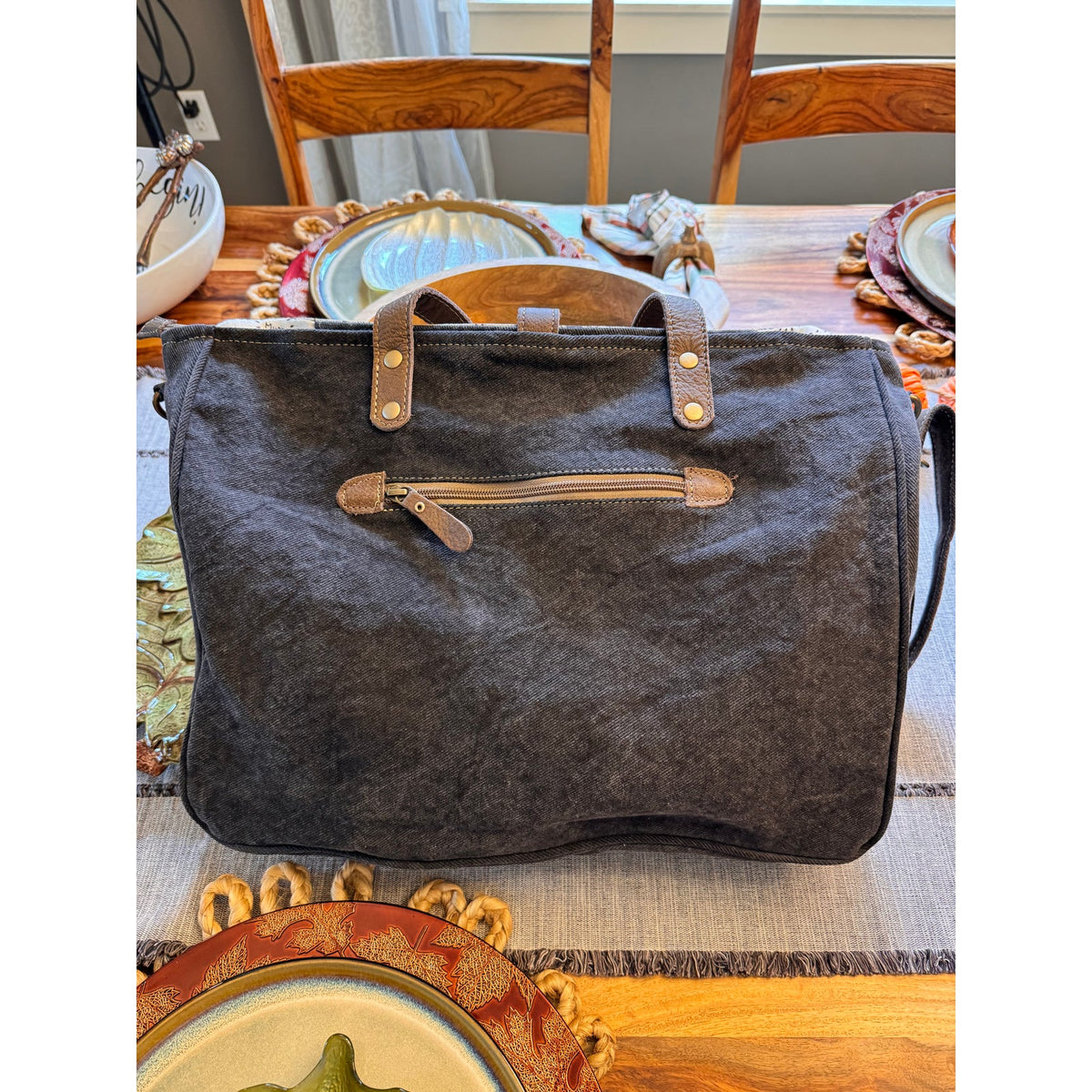 Daisy Canvas Messenger Bag Brown Neutral Messenger Tote Bag NEW!  16 x 12