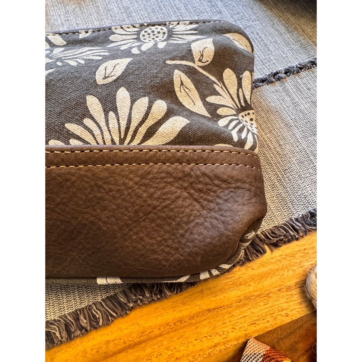 Daisy Flower Clutch Brown Neutral Purse Wristlet Bag Boho Pouch 9 x 6