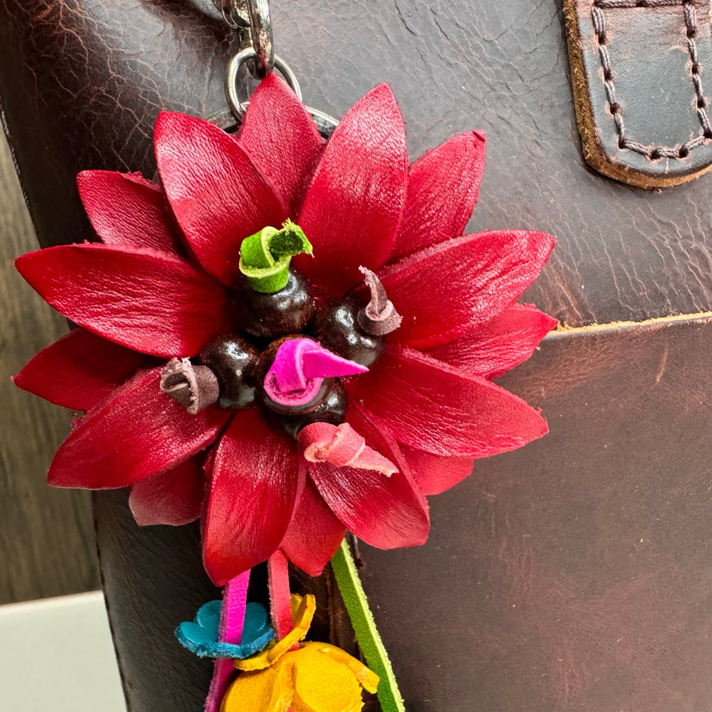 Red Daisy Flower Bag Charm Genuine Leather Red Flower Purse Keychain NEW
