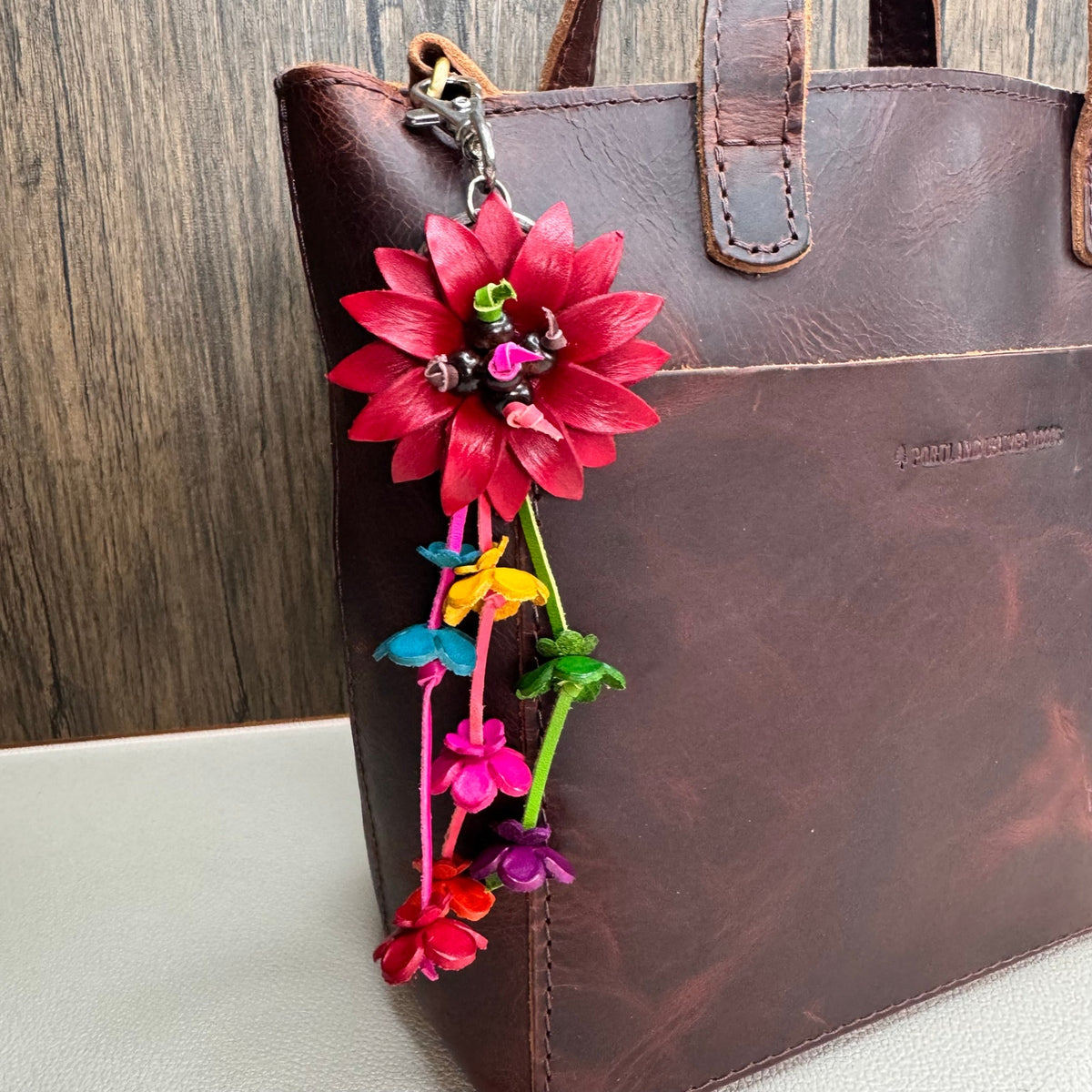Red Daisy Flower Bag Charm Genuine Leather Red Flower Purse Keychain NEW