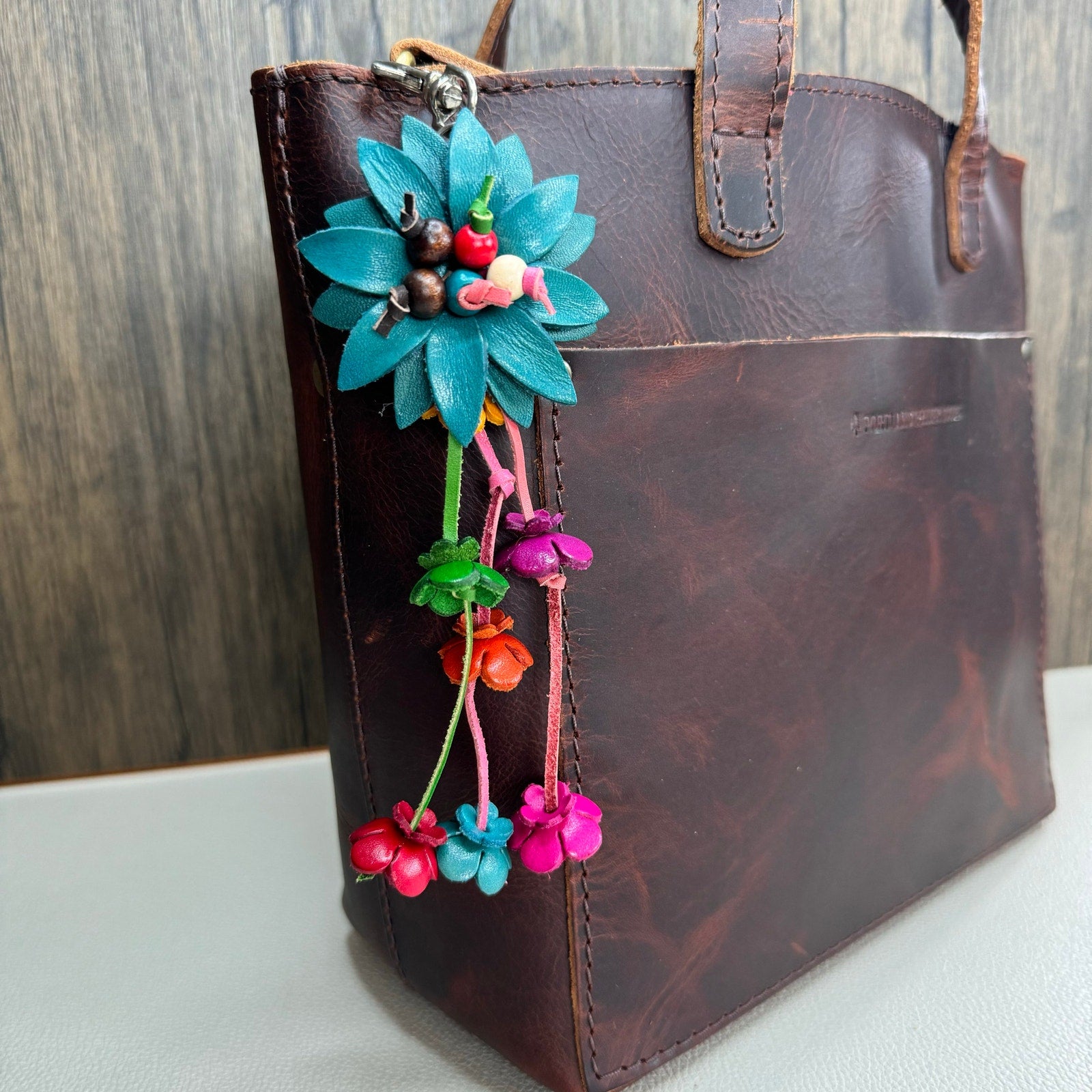 Daisy Flower Leather Bag Charm Genuine Leather Purse Crossbody Keychain NEW