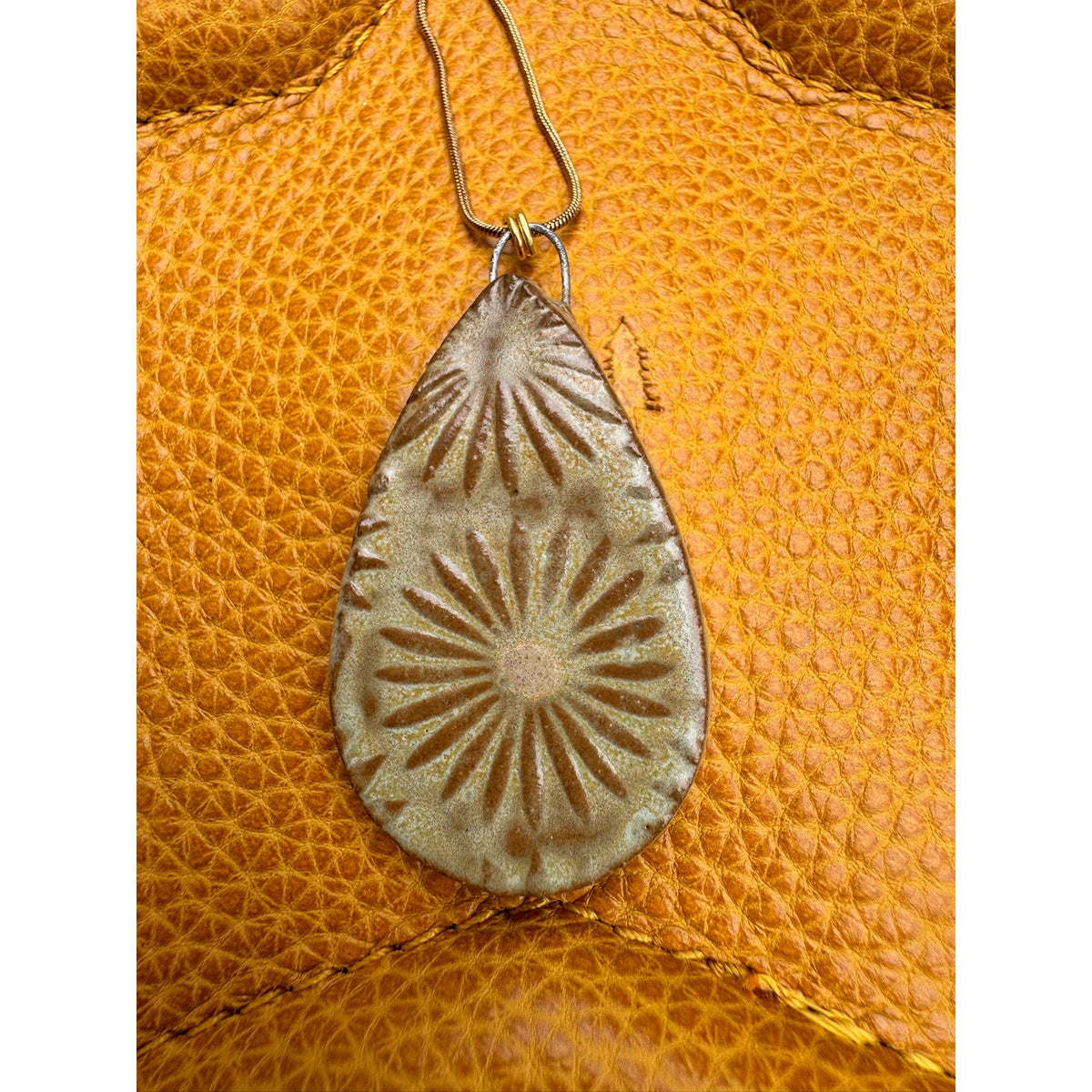 Kiln Fired Tear Drop Necklace Handcrafted Ceramic Daisy Flowers Neutral Jewelry