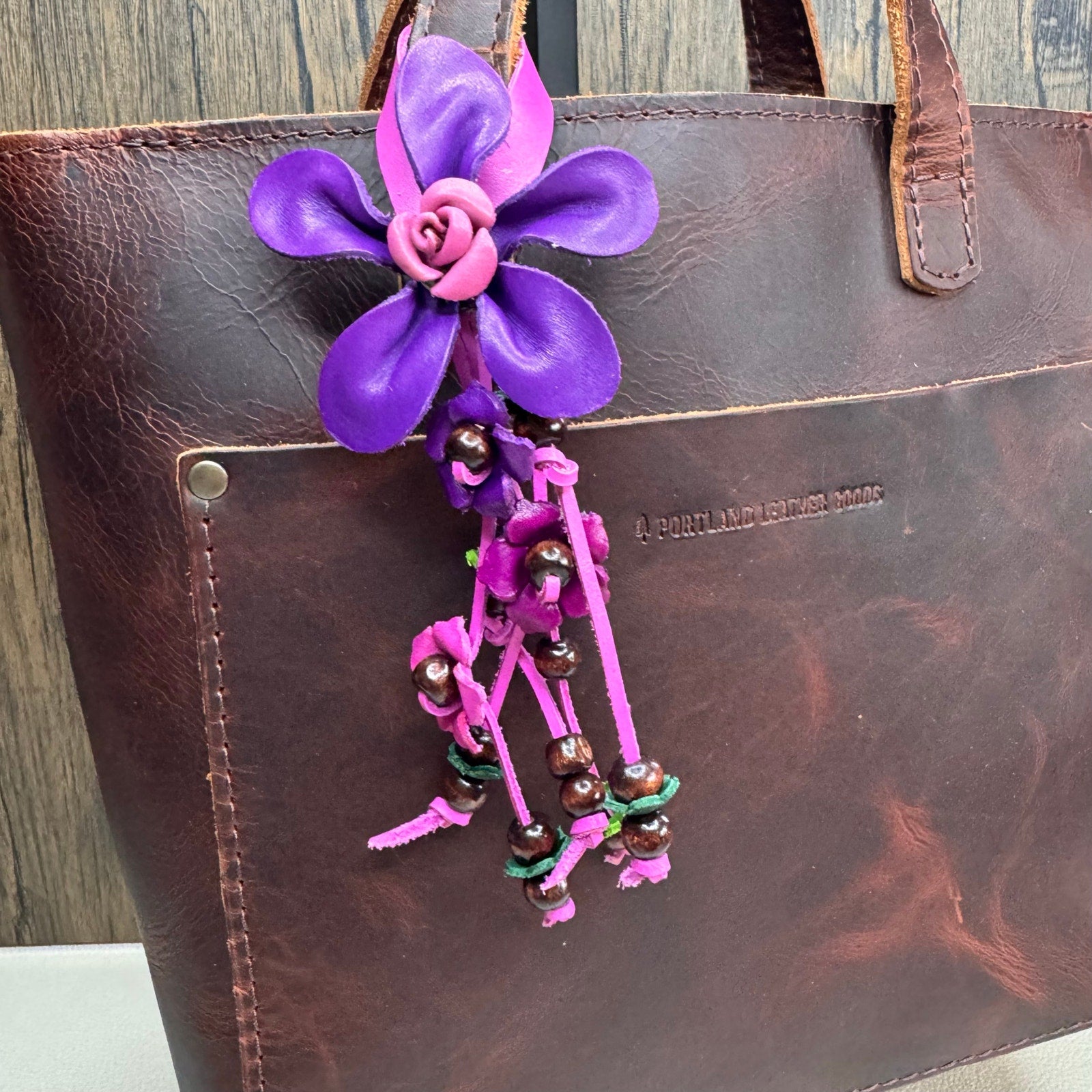 Daisy Flower Leather Bag Charm Genuine Leather Purse Crossbody Keychain NEW