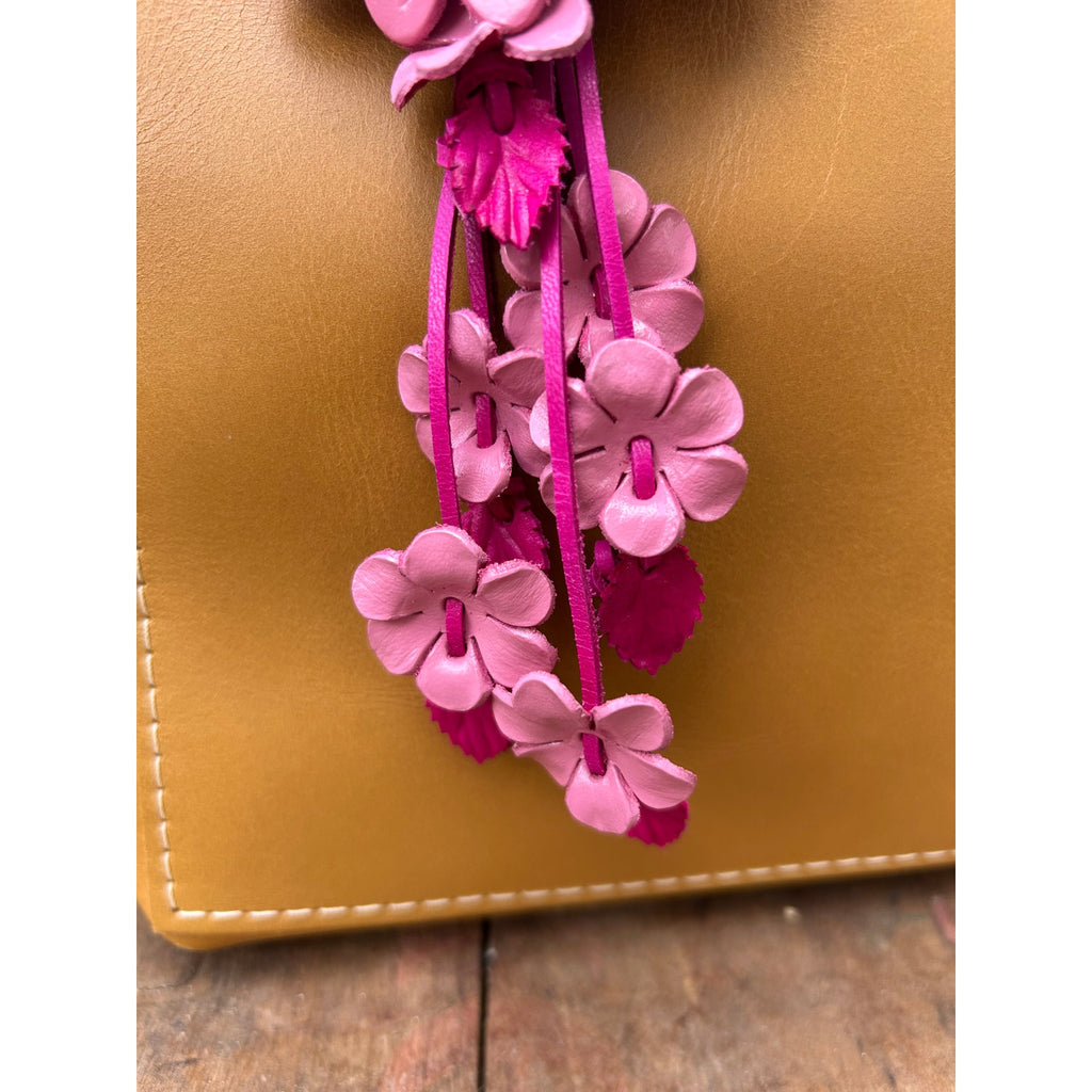 Flower Genuine Leather Bag Charm Pink Daisy Leather Purse Crossbody Keychain