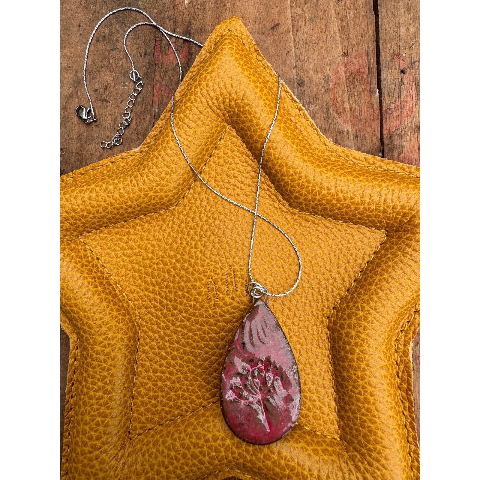 Boho Tear Drop Pendant Necklace Handmade Red Pendant Ceramic Necklace Jewelry