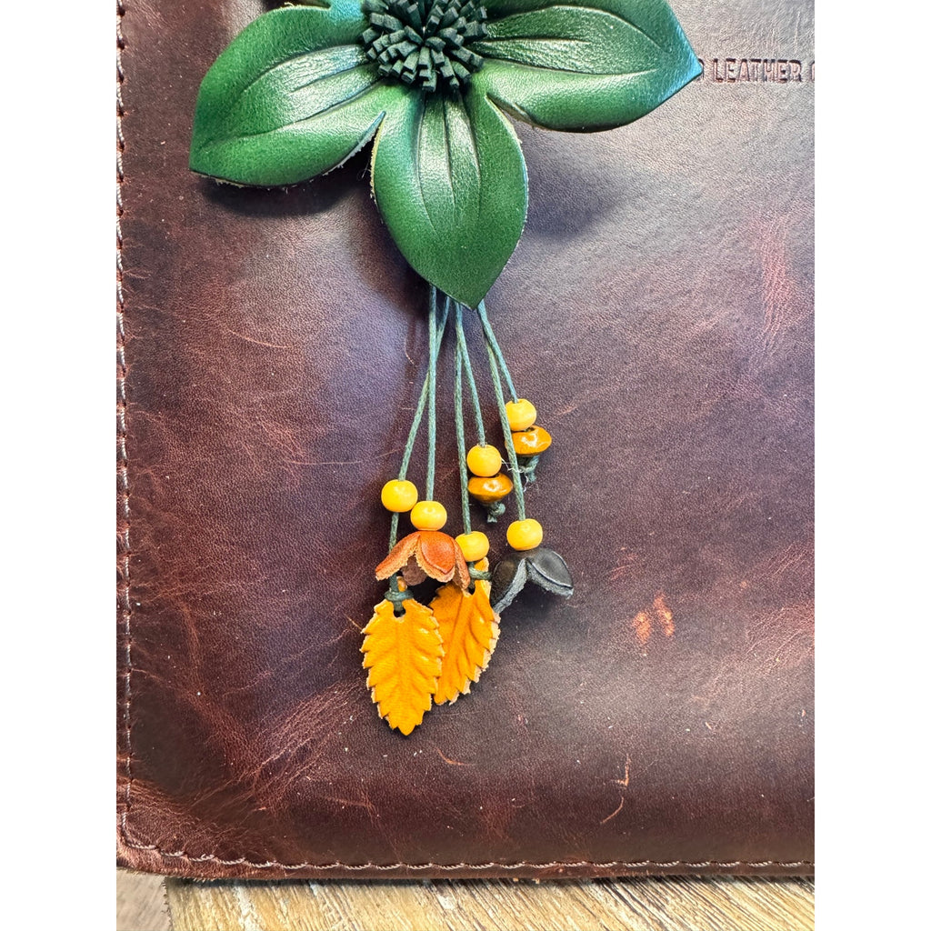 Green Flower Daisy Purse Charm Genuine Leather Flower Green Bag Charm NEW!