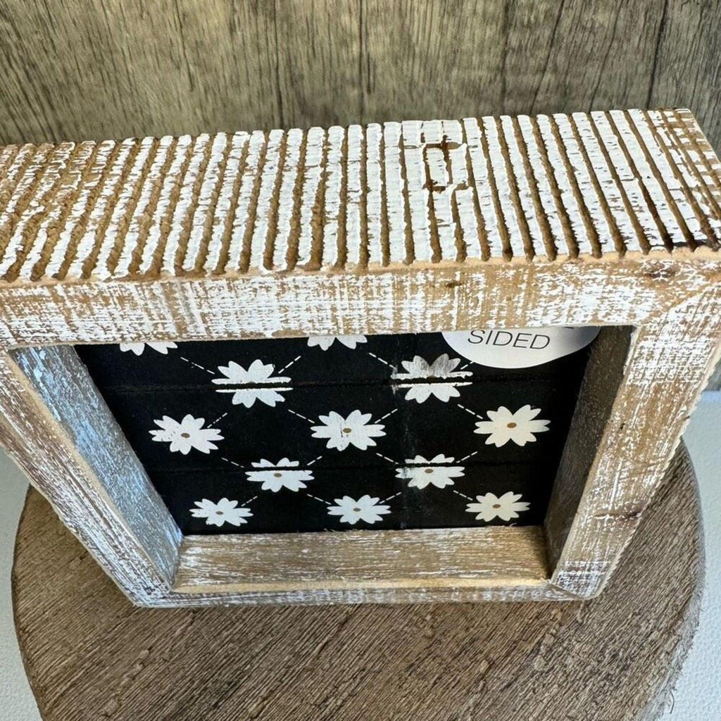 Rustic Wood Decor Christmas Tree Daisy Sign 5 x 5 Picture Boho Home NEW Gift
