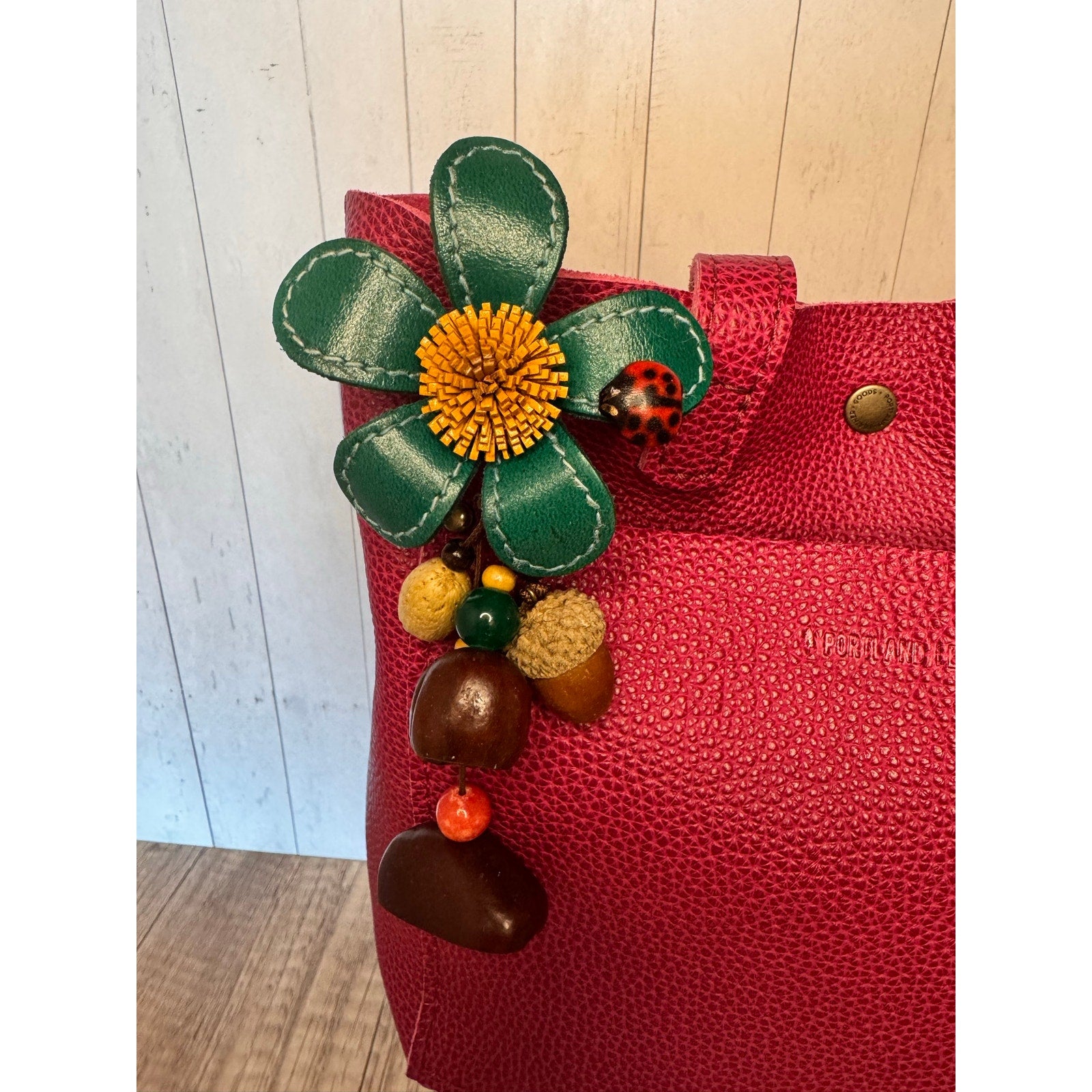Summer Daisy Green Purse Charm Genuine Leather Sunflower Flower Bag Charm NEW!