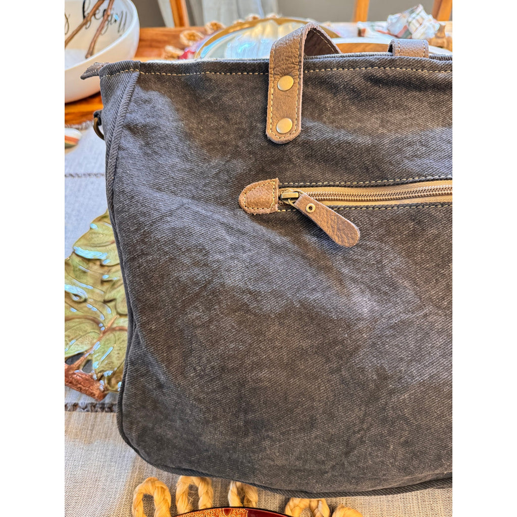 Daisy Canvas Messenger Bag Brown Neutral Messenger Tote Bag NEW!  16 x 12