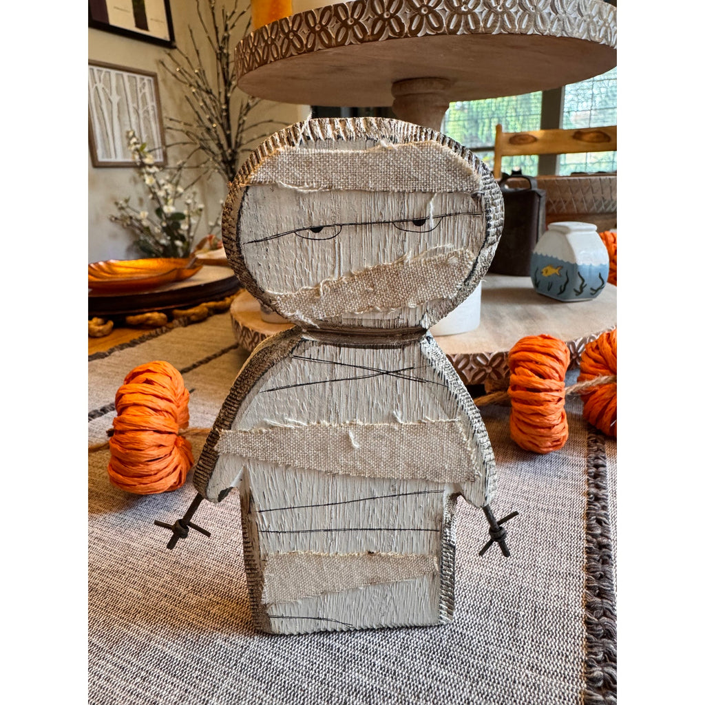 Set of 4 Fall Rustic Home Decor Wood Dracula Vampire Candy Corn Mummy NEW