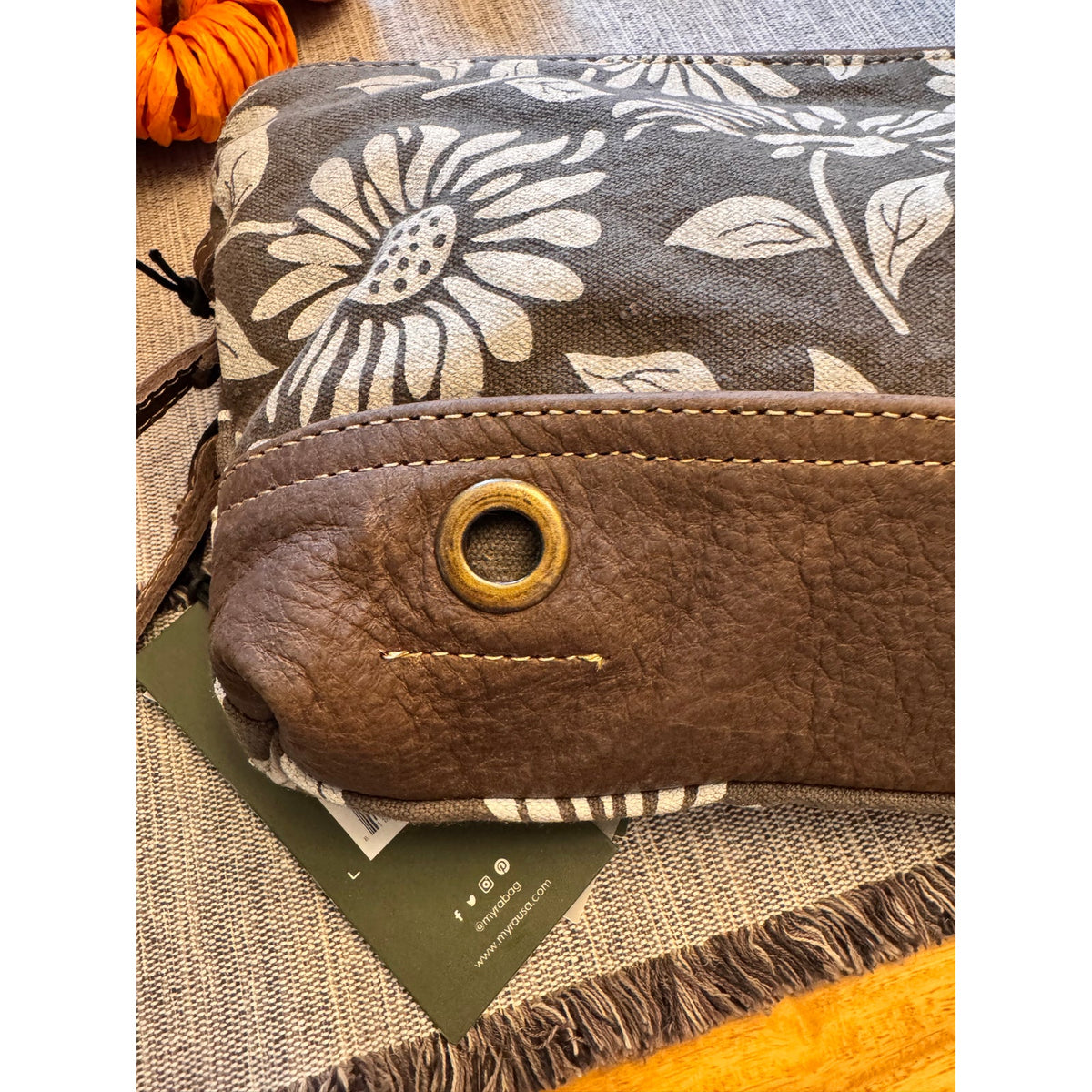 Daisy Flower Clutch Brown Neutral Purse Wristlet Bag Boho Pouch 9 x 6