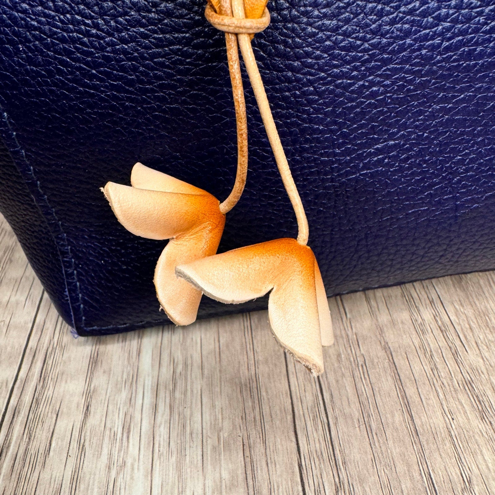 Genuine Leather Peach Hibiscus Flower Bag Charm Crossbody Purse Bag NEW