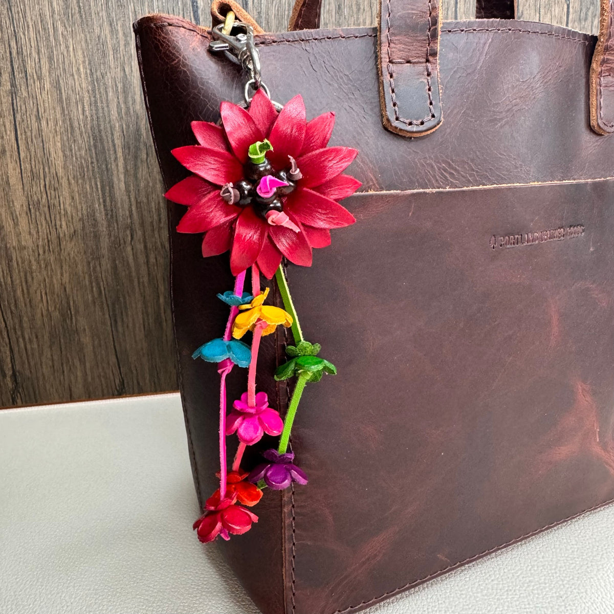 Red Daisy Flower Bag Charm Genuine Leather Red Flower Purse Keychain NEW