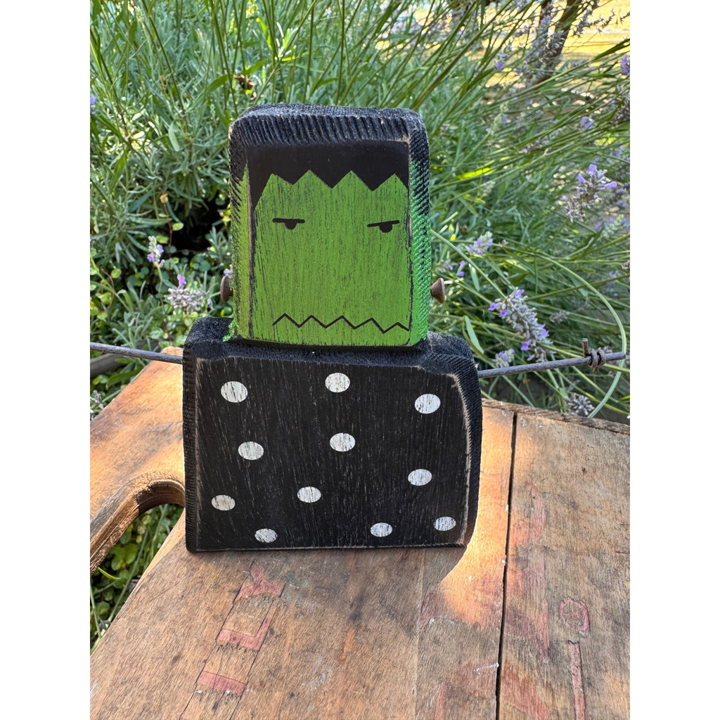 Rustic Halloween Home Decor Sitter Wood Frankenstein Fall Monster FAST SHIP NEW