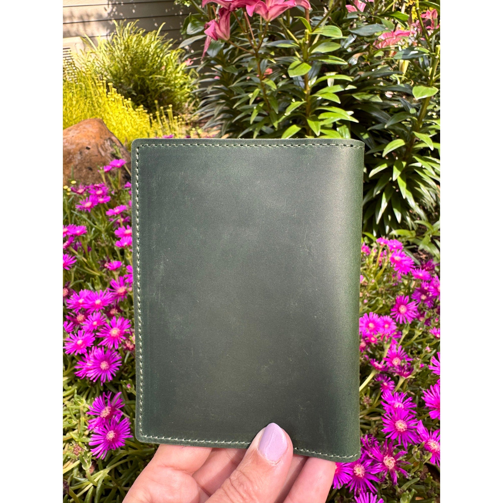 Genuine Leather Passport Holder DARK GREEN Passport Wallet NEW FAST SHIP