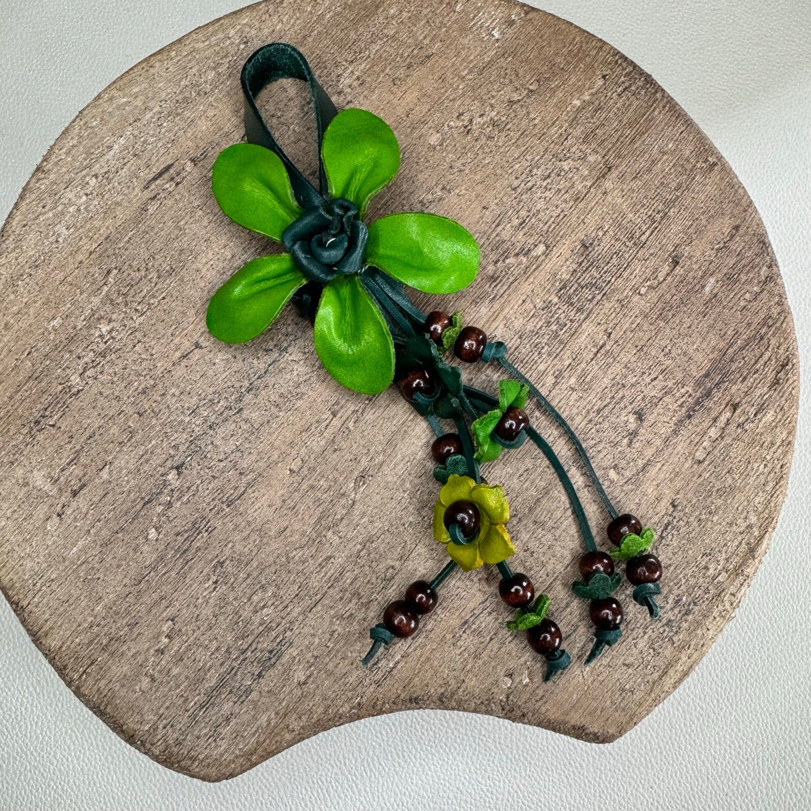 Daisy Flower Leather Bag Charm Genuine Leather Purse Crossbody Keychain NEW