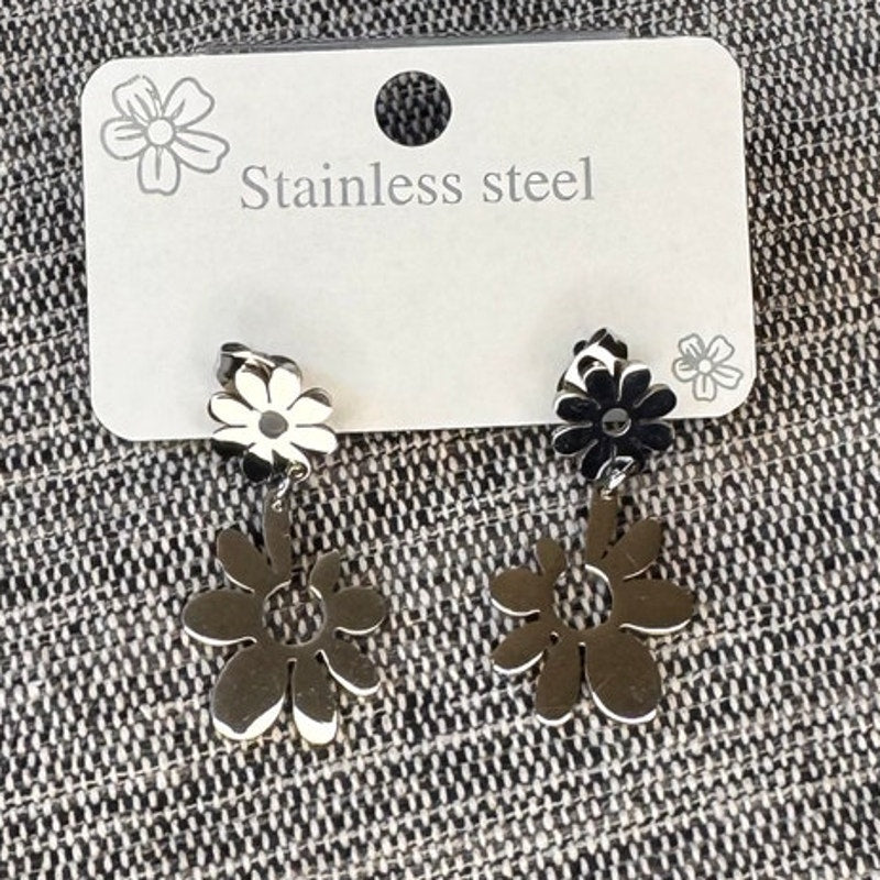 Daisy Earrings Silver Accessories Boho Accessories Flower Accessories NEW!
